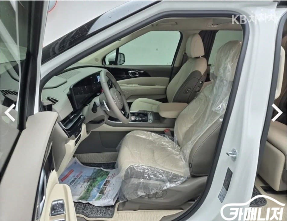 (211주6746)KIA The New Carnival Hybrid 4th GenerationHigh Limousine 1.6 HEV 7 Passenger Signature - 12