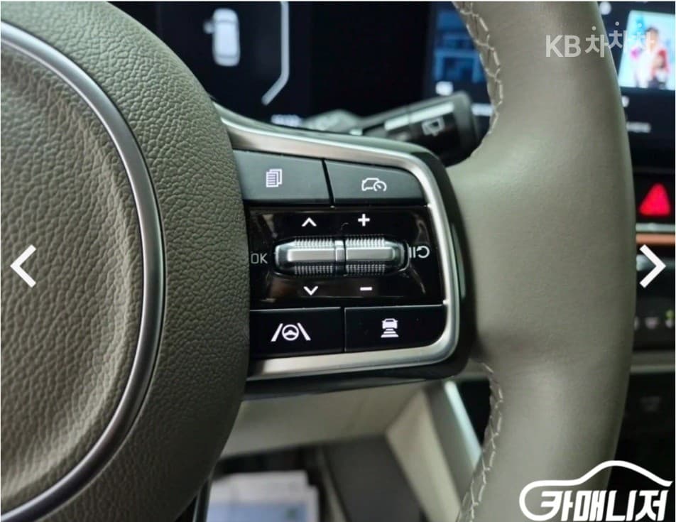 (211주6746)KIA The New Carnival Hybrid 4th GenerationHigh Limousine 1.6 HEV 7 Passenger Signature - 16