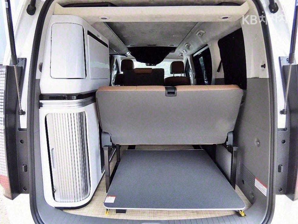 Хюндай Staria Lounge 캠퍼Camper 4 2WD Prestige - 17