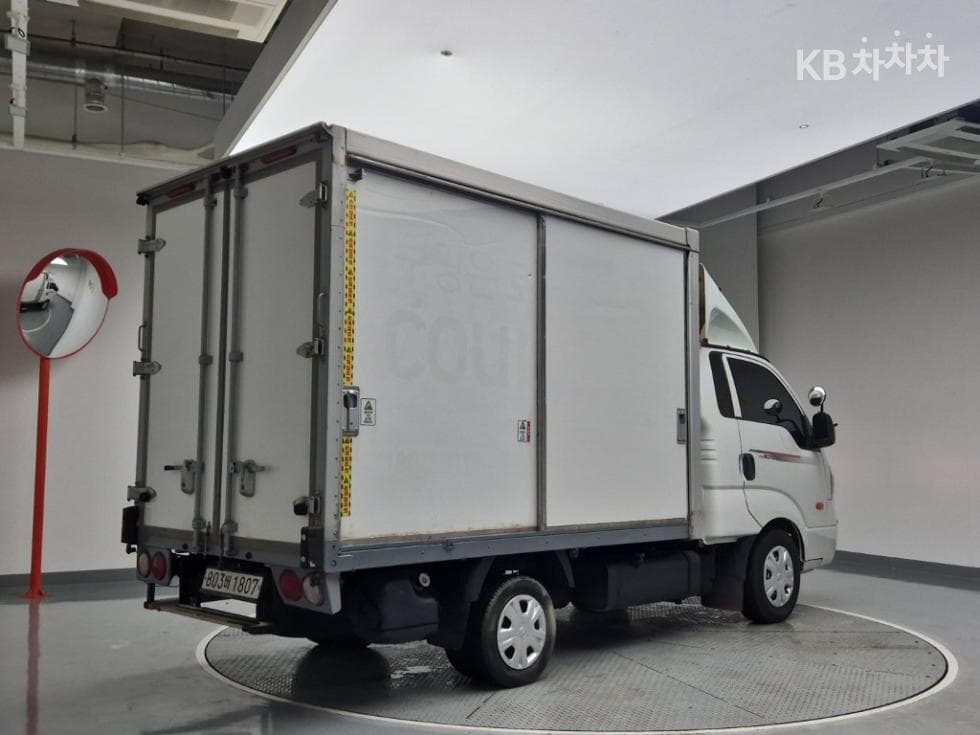Kia The New (facelift) Bongo 3 (light truck)택배전용Top (Cargo)차 1 Ton Plus형 King Cab Extra Long L - 3