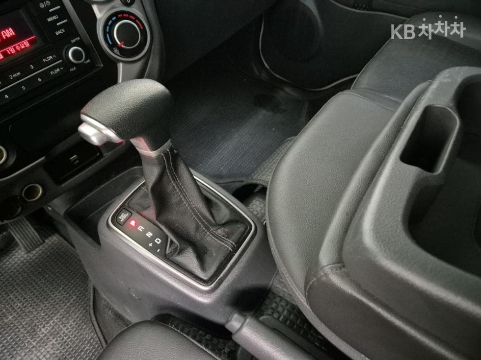 Kia The New (facelift) Bongo 3 (light truck)택배전용Top (Cargo)차 1 Ton Plus형 King Cab Extra Long L - 7