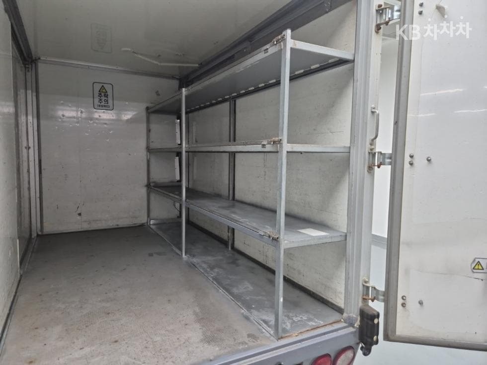 Kia The New (facelift) Bongo 3 (light truck)택배전용Top (Cargo)차 1 Ton Plus형 King Cab Extra Long L - 15