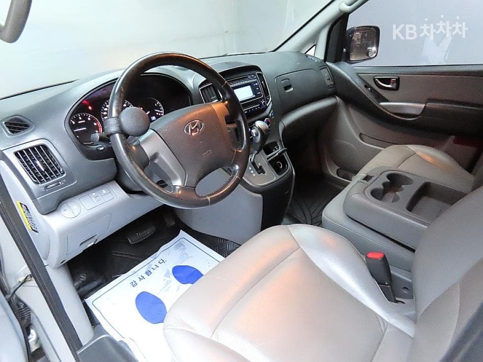 Hyundai The New (facelift) 그랜드 Star렉스Van 3Seater승 Smart - 6