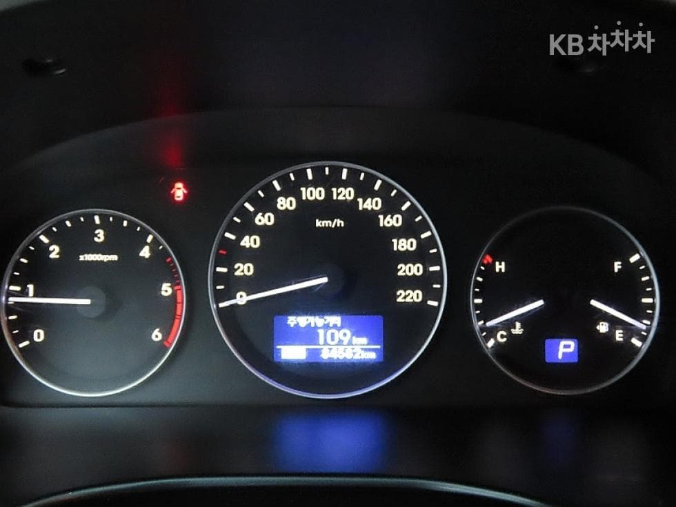 Hyundai The New (facelift) 그랜드 Star렉스Van 3Seater승 Smart - 8