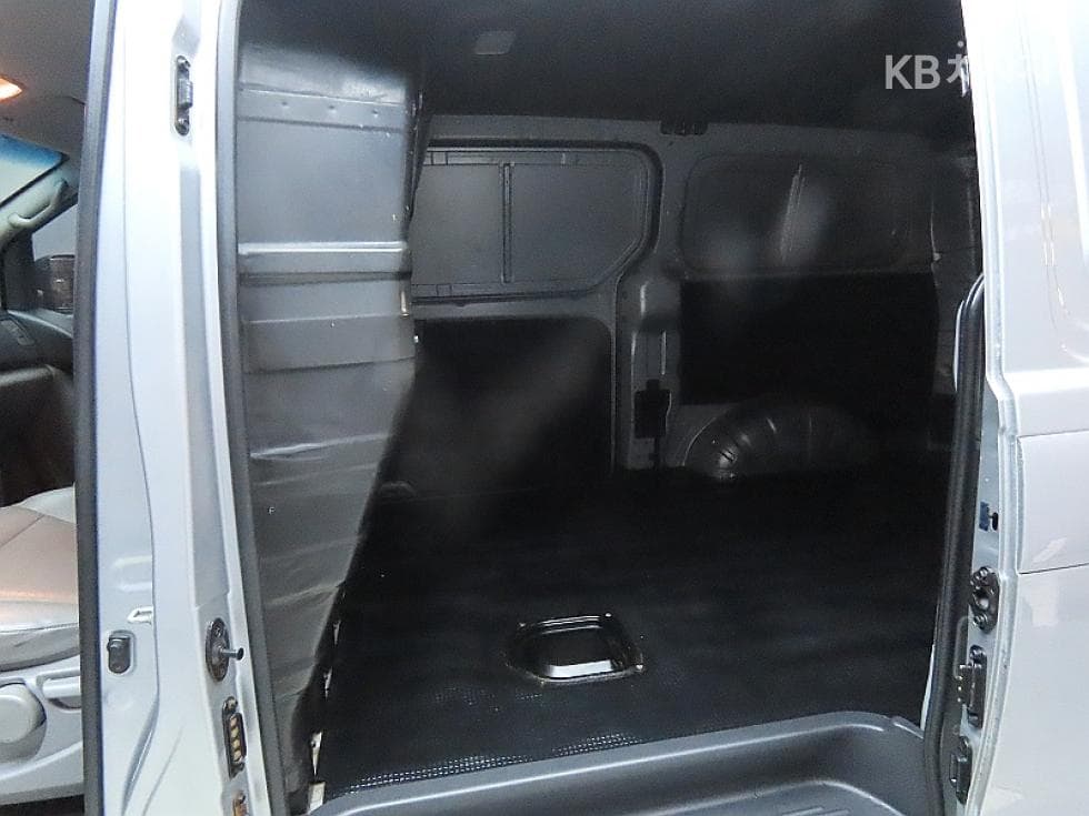Hyundai The New (facelift) 그랜드 Star렉스Van 3Seater승 Smart - 11
