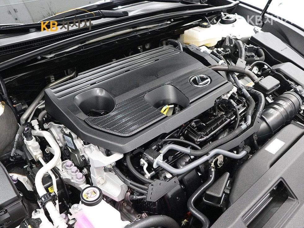 (192du5505)Lexus New Generation ES300h Executive - 11