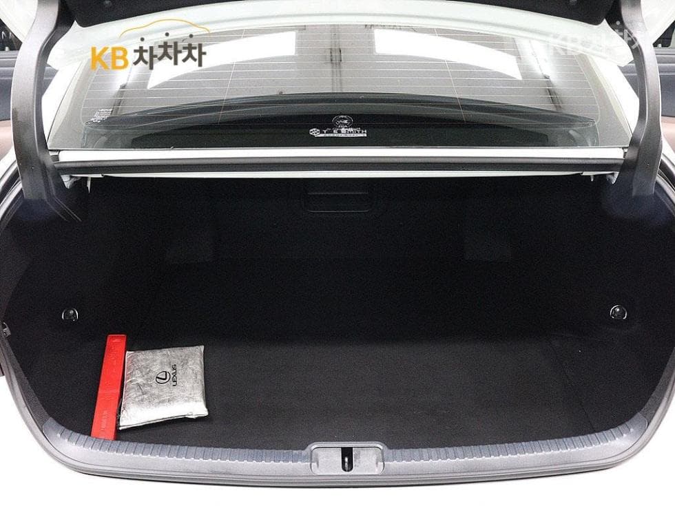 (192du5505)Lexus New Generation ES300h Executive - 15