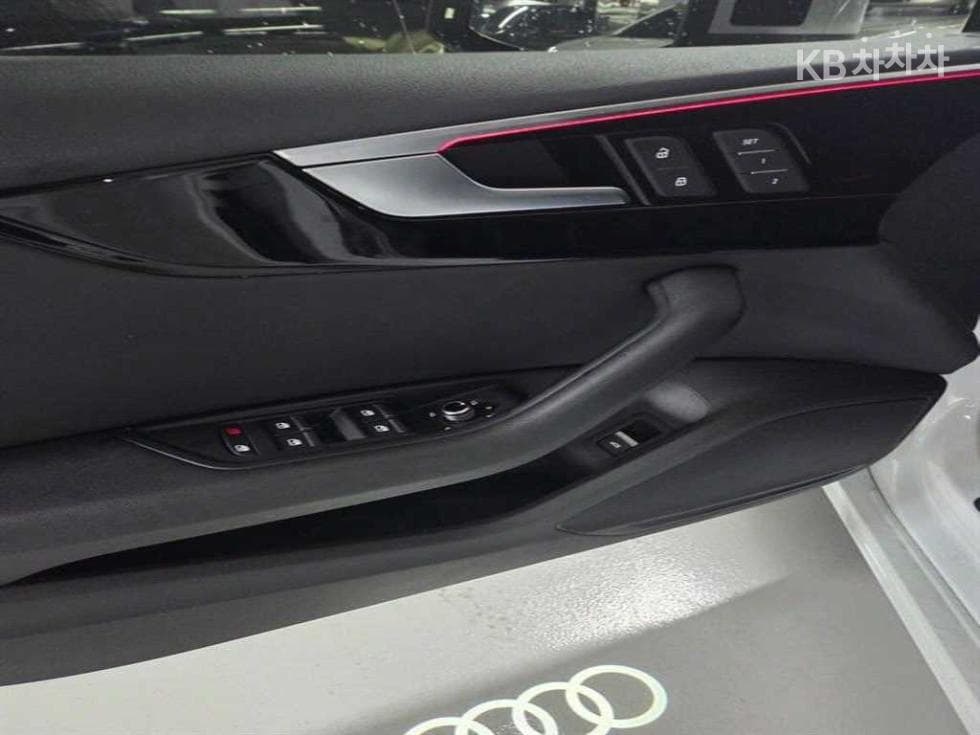 Ауди A5(8W6)40 Турбо Дизел Инжекция quattro Sportback Premium - 8