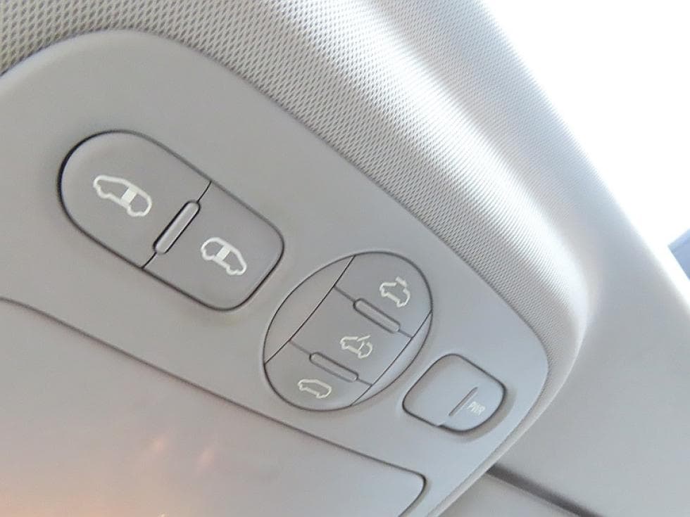 Kia Carnival R그랜드Carnival GLX Premium - 16