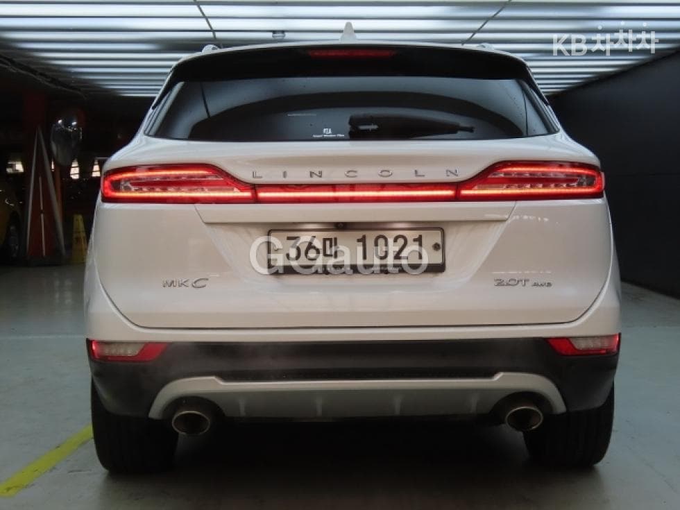 링컨 MKC2.0 AWD 리저브 - 4
