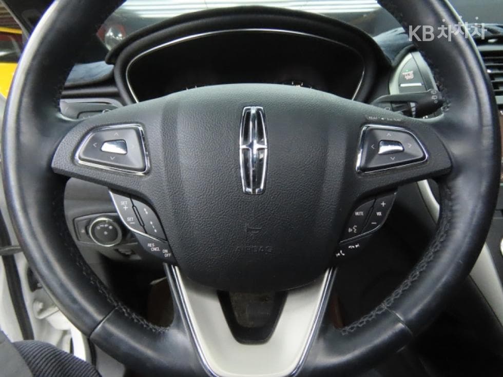 링컨 MKC2.0 AWD 리저브 - 15