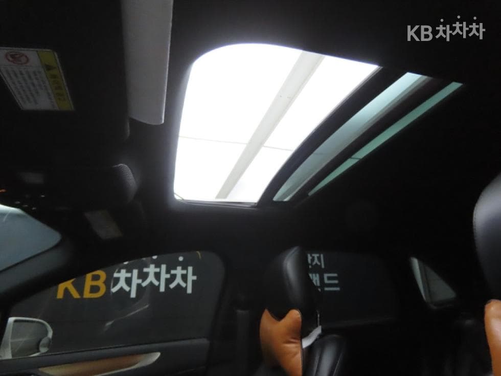 링컨 MKC2.0 AWD 리저브 - 17