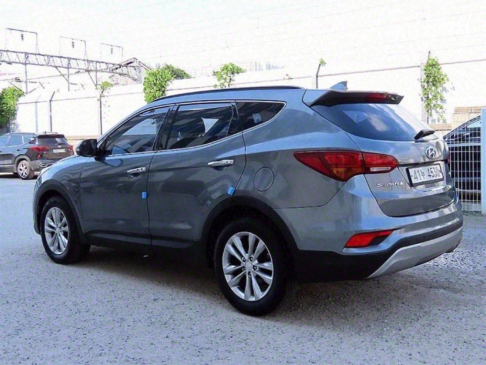 Hyundai Santa Fe The Prime Diesel R2.0 2WD 5-Passenger Premium - Image 3