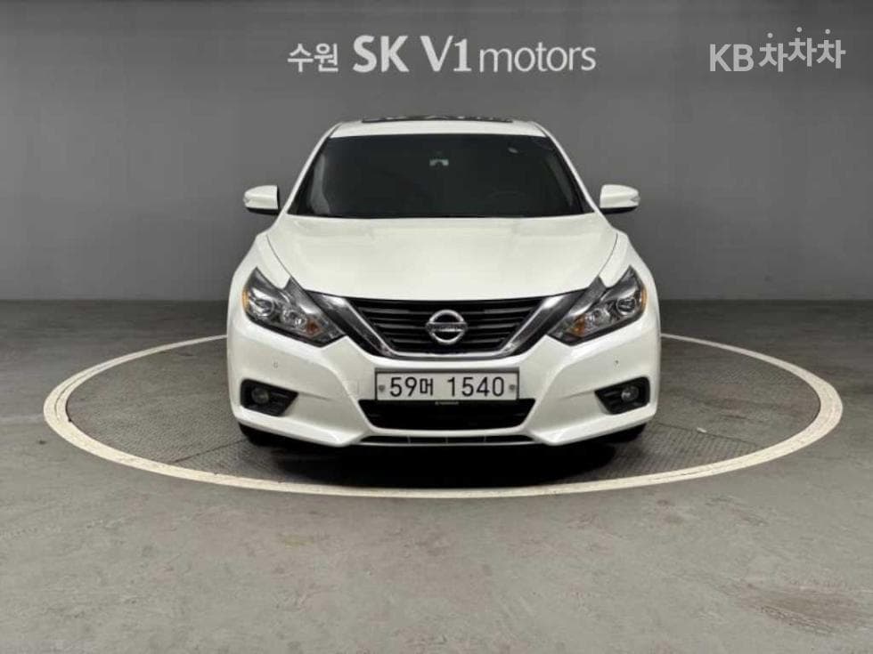 Nissan 알티마 3.5 - Image 1