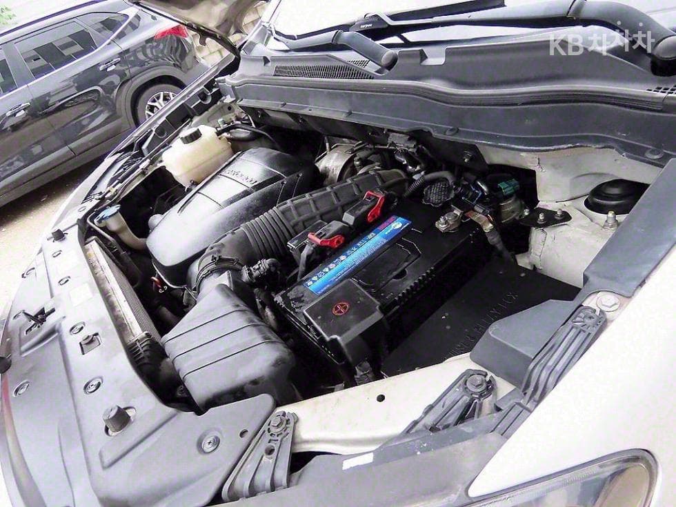 (50ner3181)KG Mobility New Corando C2.0 KX 2WD - 17