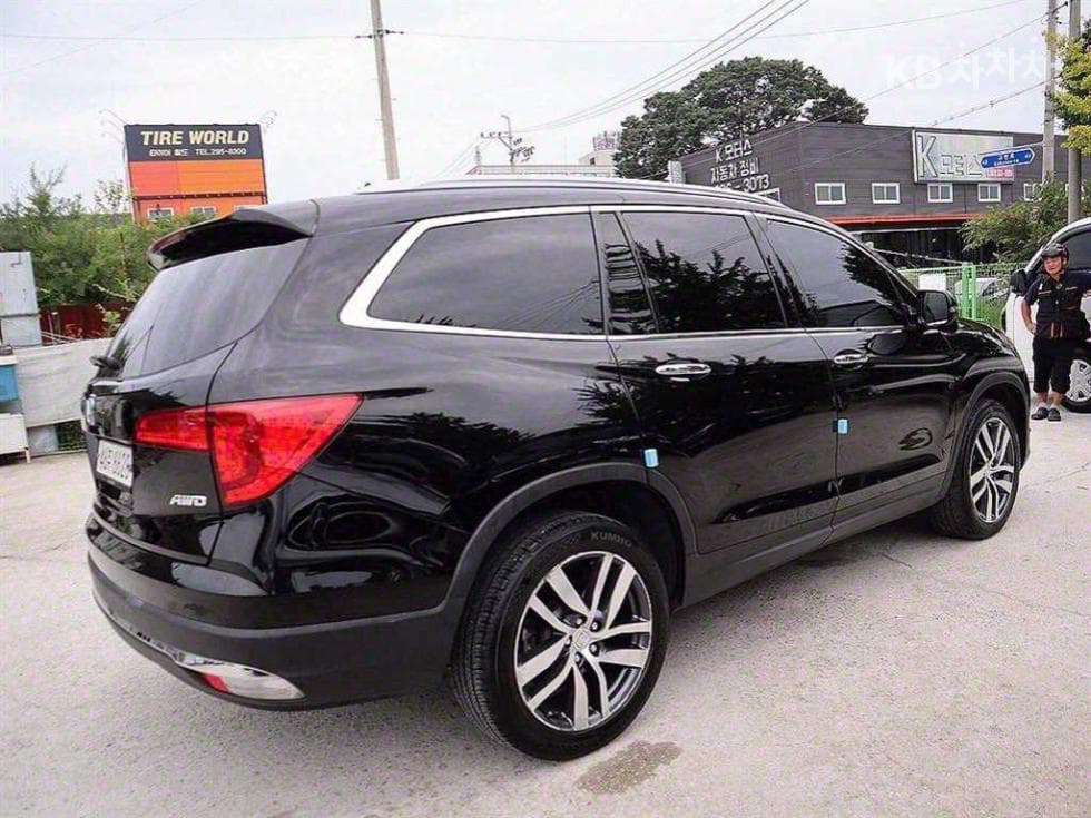 Honda Pilot (3rd gen) 3.5 V6 4WD Base - Image 3