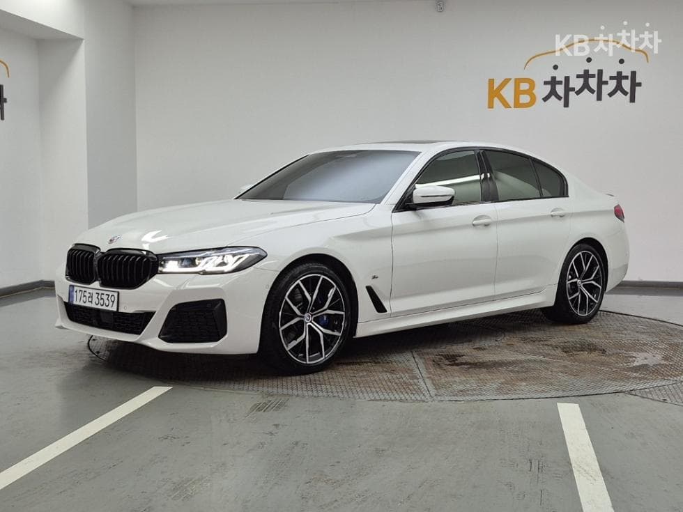 BMW 올Нов5 Серия (G30) 530i xDrive M Sport - Image 1