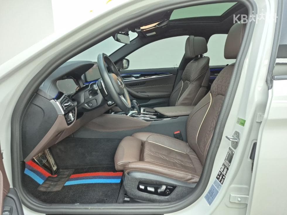 BMW 올Нов5 Серия (G30)530i xDrive M Sport - 11