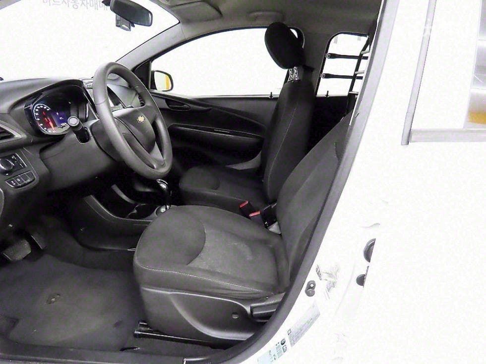 GM Korea The New (facelift) Spark Van1.0 PassengerVan base trim - 5