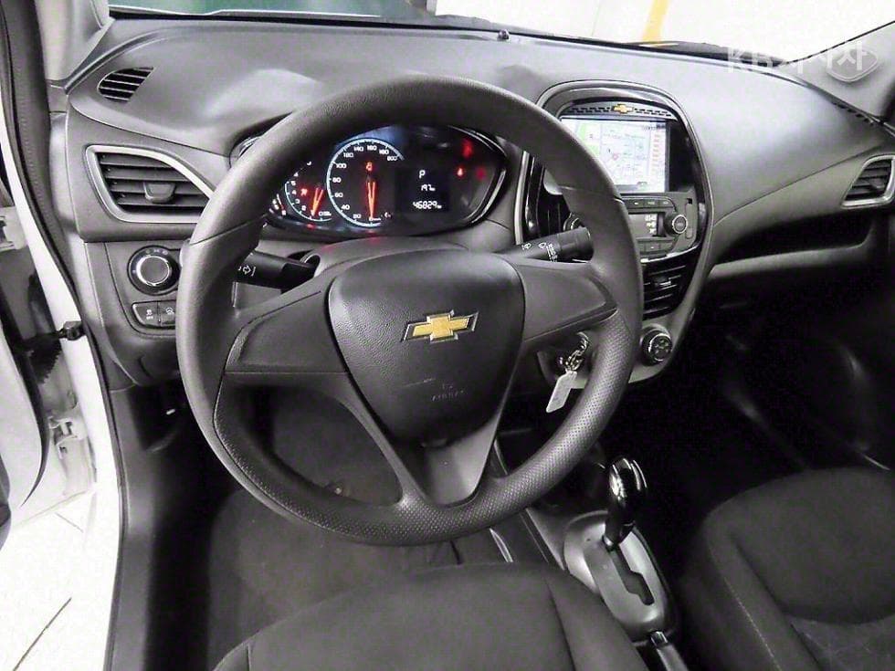 GM Korea The New (facelift) Spark Van1.0 PassengerVan base trim - 9