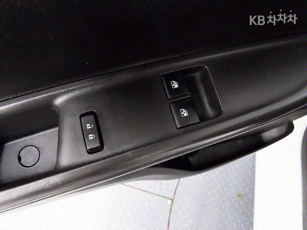GM Korea The New (facelift) Spark Van1.0 PassengerVan base trim - 11