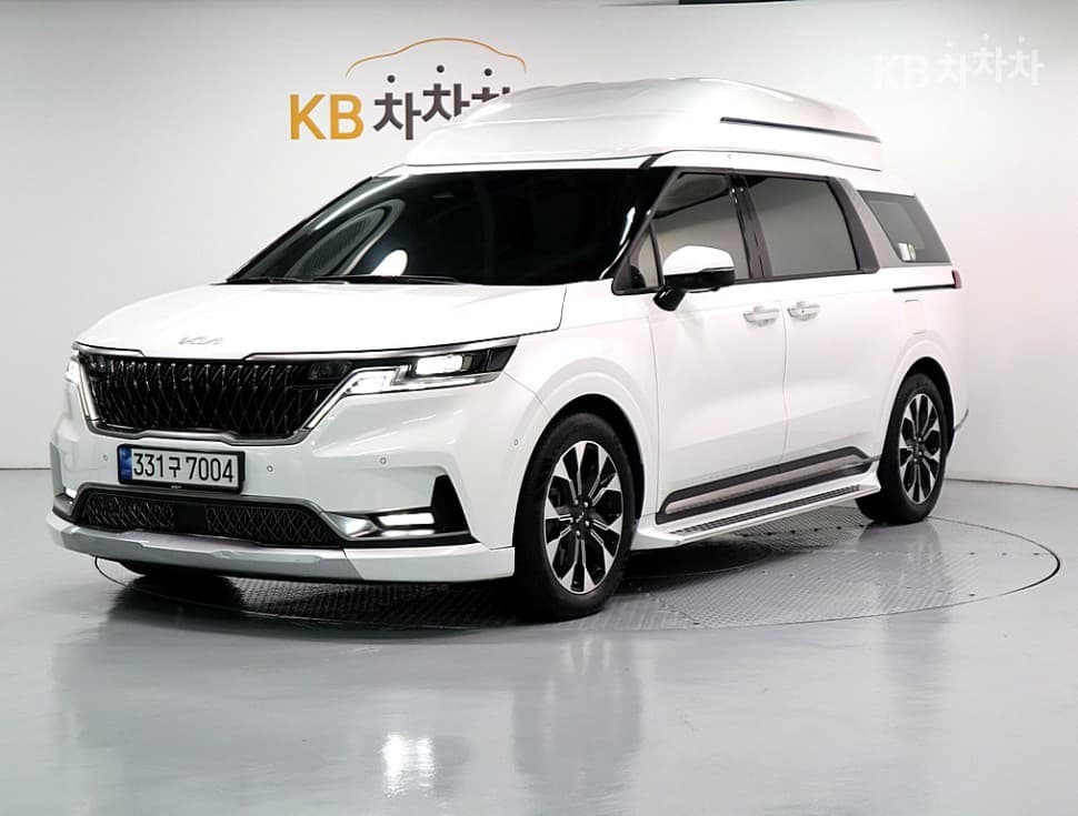 Kia Carnival 4th generation High Limousine (Carnival) G3.5 GDI 9-seater Signature - Image 1