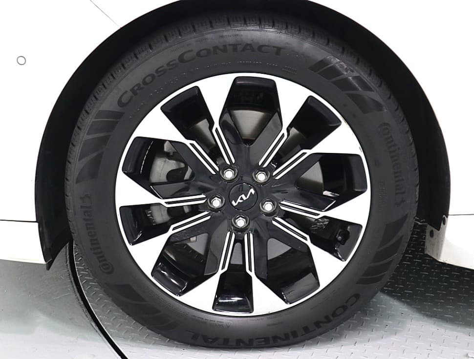 Kia Carnival 4th generationHigh Limousine (Carnival) G3.5 GDI 9-seater Signature - 17