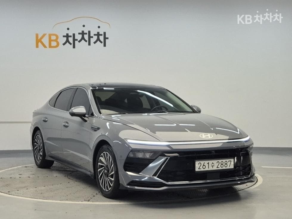 Hyundai Sonata The Edge Hybrid (DN8) 2.0 HEV Exclusive - Image 4