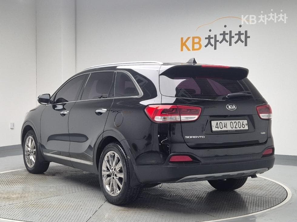 Киа All NewSorentoДизел 2.0 2WD Noblesse - 2