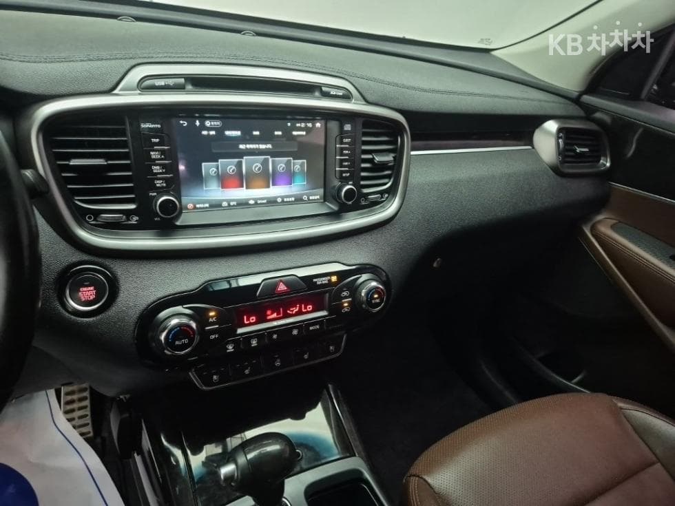 Киа All NewSorentoДизел 2.0 2WD Noblesse - 10