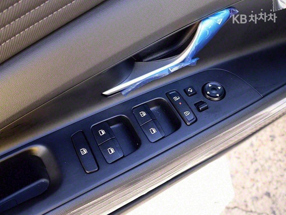 Хюндай The New (фейслифт) Avante (Elantra) (CN7)1.6 Бензин Inspiration - 11