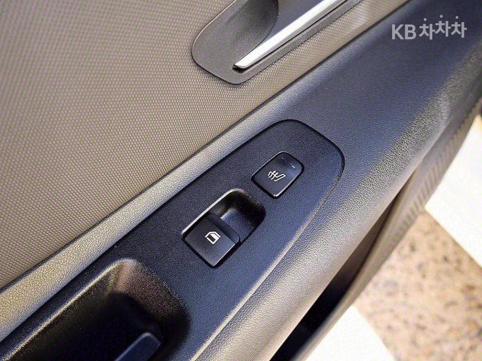 Хюндай The New (фейслифт) Avante (Elantra) (CN7)1.6 Бензин Inspiration - 12