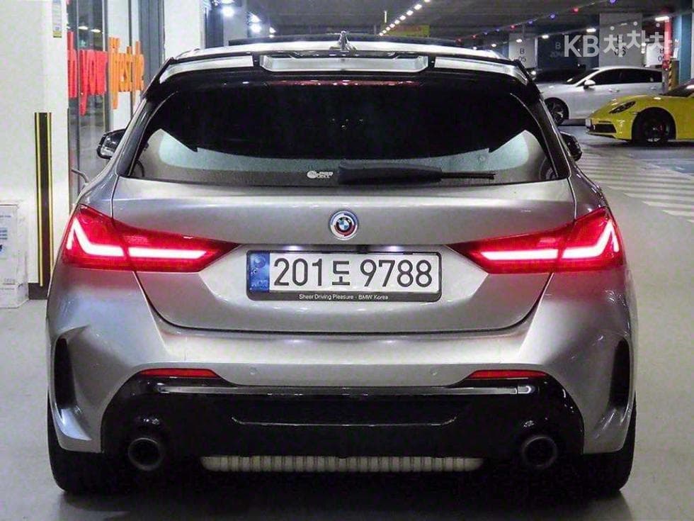 BMW 1시리즈 (F40)M135i xDrive Стандартен - 5