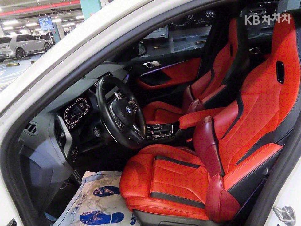 BMW 1시리즈 (F40)M135i xDrive Стандартен - 6