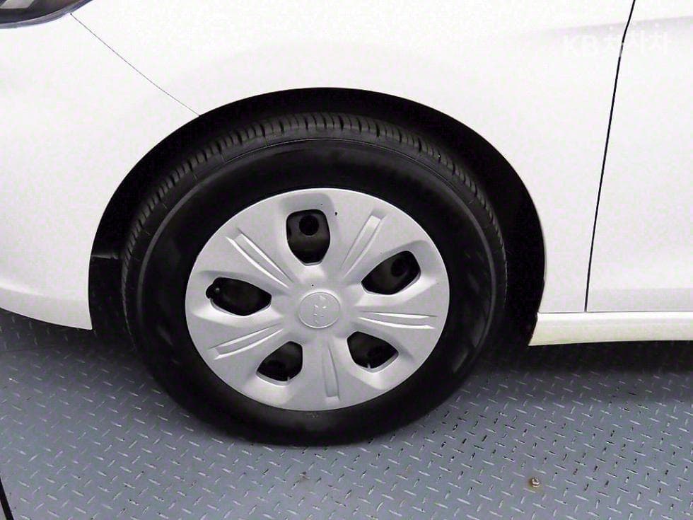 GM Korea The New (facelift) Spark Van1.0 PassengerVan base trim - 20