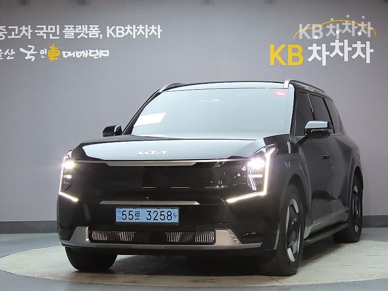 Киа EV9 AWD 어스 - Image 1
