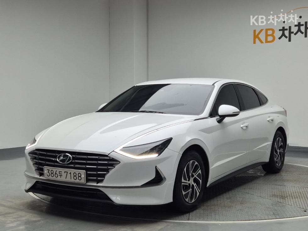 Хюндай Соната Хибрид (DN8) 2.0 Хибрид Modern - Image 1