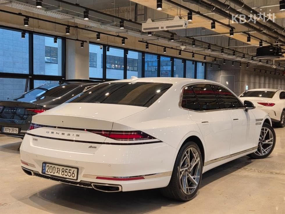 Дженезис G90(RS4)3.5T AWD Стандартен - 3