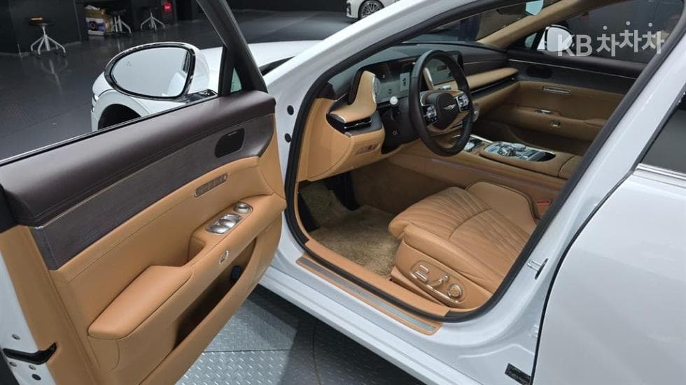 Дженезис G90(RS4)3.5T AWD Стандартен - 11