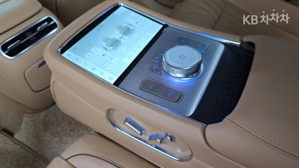 Дженезис G90(RS4)3.5T AWD Стандартен - 19