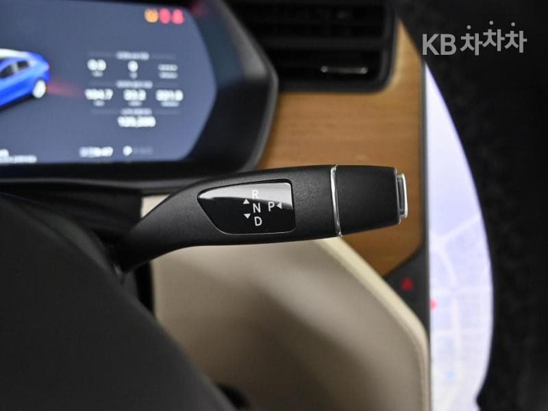 테슬라 Model XLong Range - 9