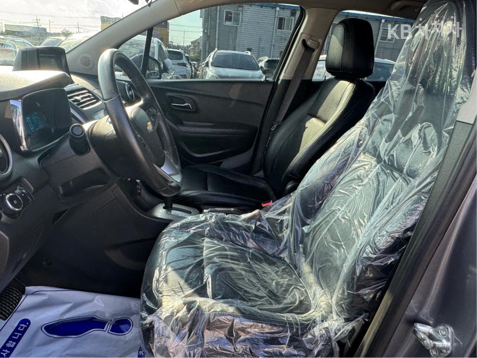 Джи Ем Корея Chevrolet Trax1.4 LS Deluxe - 14