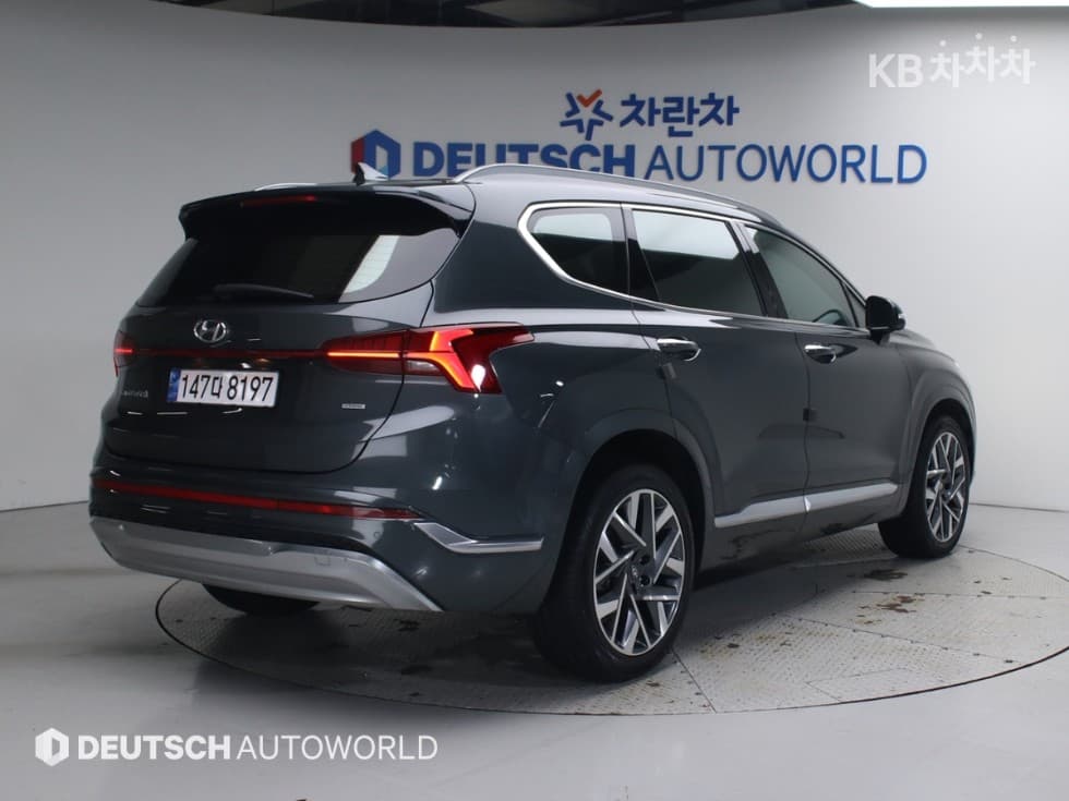 Hyundai The New Santa Fe TM Gasoline 2.5T 4WD Calligraphy - Image 2