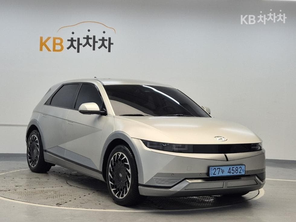 Hyundai Ioniq 5 Long Range Prestige - Image 4