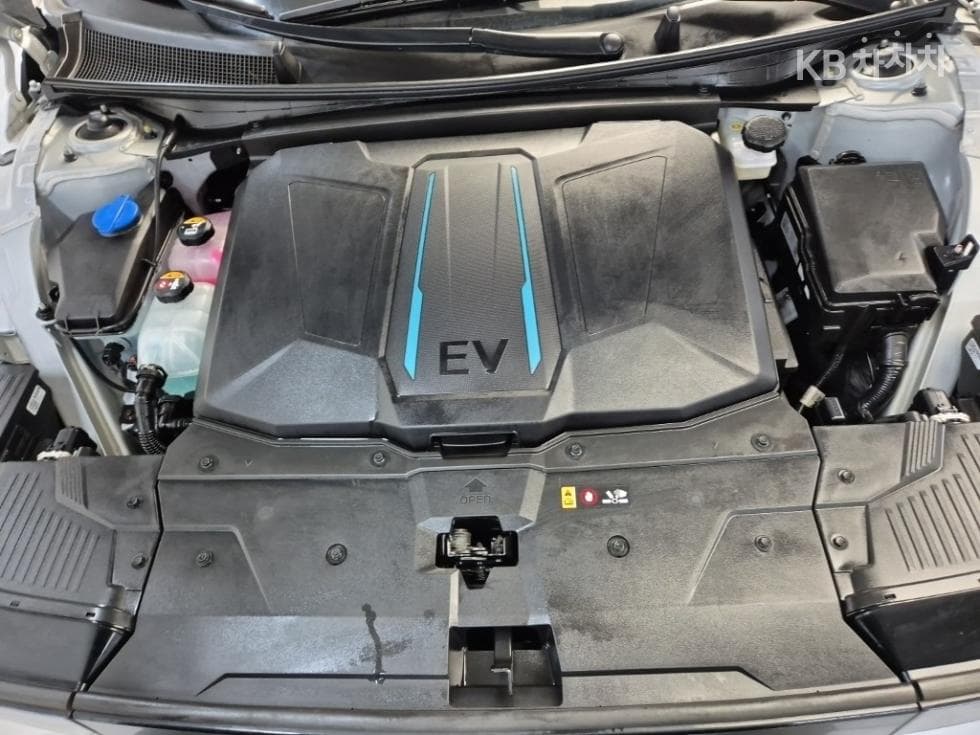 (27n4582)Hyundai Ioniq 5Long Range Prestige - 5