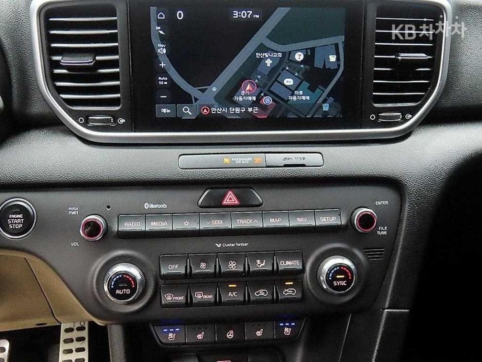 Киа Sportage 더 볼드Смарт스트림 D 1.6 Дизел 2WD Тренди - 14