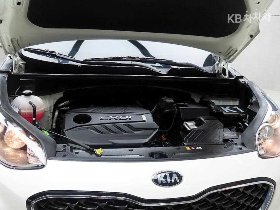 Киа Sportage 더 볼드Смарт스트림 D 1.6 Дизел 2WD Тренди - 19