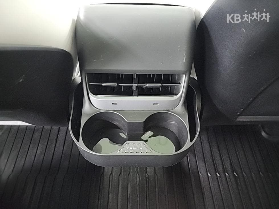 테슬라 Model YLong Range - 13