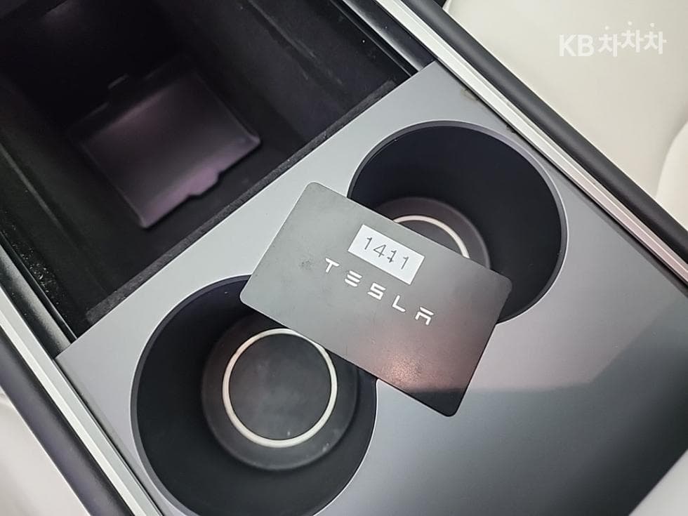 테슬라 Model YLong Range - 17