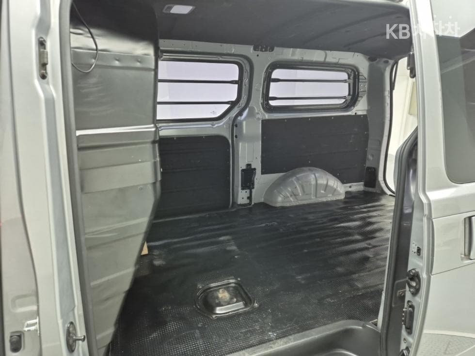 (83서0183)Hyundai The New Grand StarexVan 3 Passenger Smart - 12